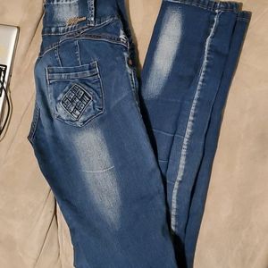 Gogo Jeans